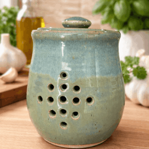 Garlic Keeper