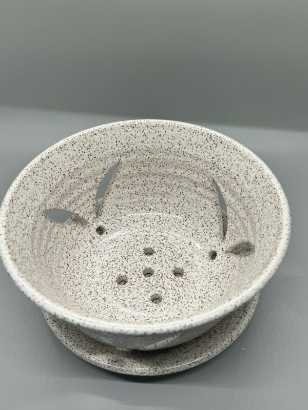 Sand Dune Berry Bowl and Drip Plate - Image 2